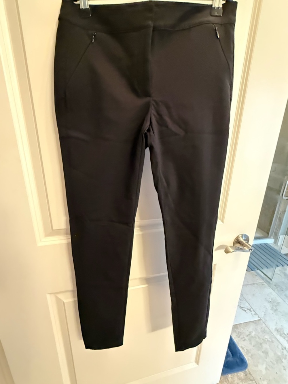 White House Black Market Black Skinny Ponte Pants